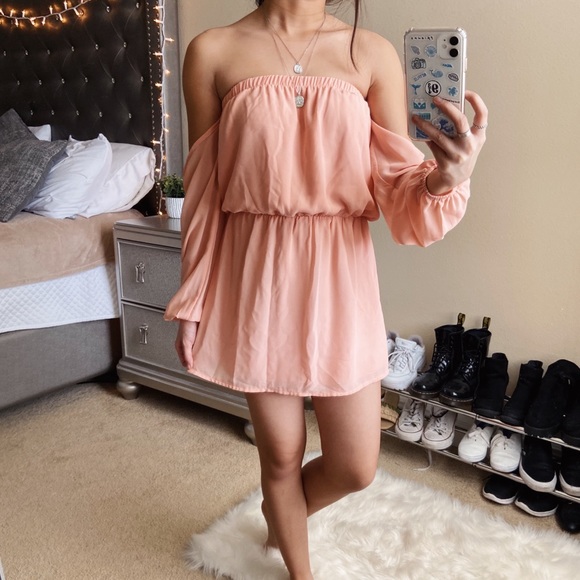 Tobi Dresses & Skirts - Off The Shoulder Dress